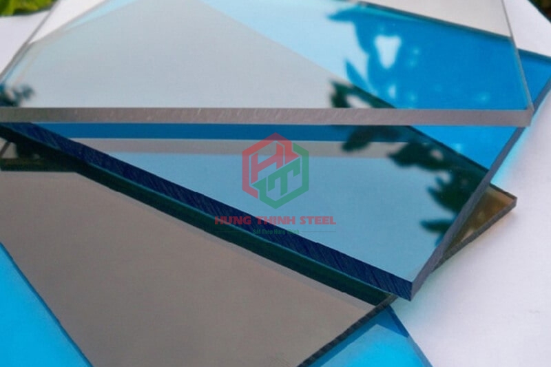 Tấm Polycarbonate đặc ruột